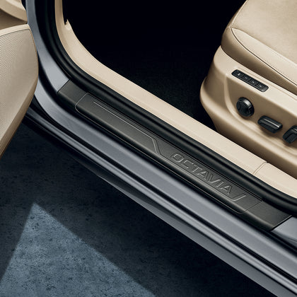 Decorative door sill protectors - OCTAVIA III