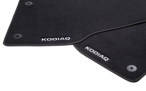 Floor mats for ŠKODA KODIAQ in velour black nubuk tape and colored subband