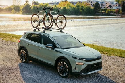 Octavia Estate Cycle Pack - Roof Rack & Pair of Cycle Carriers