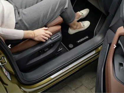 Skoda Kodiaq 2024 on Decorative door sill strips - silver, Front