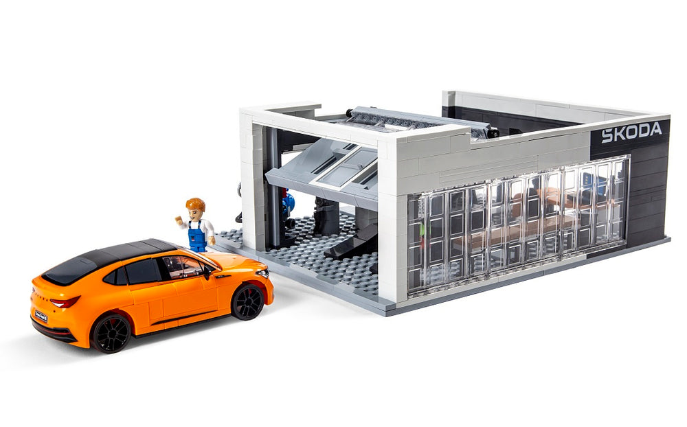 SKODA Enyaq Coupe vRS & Building Block Station