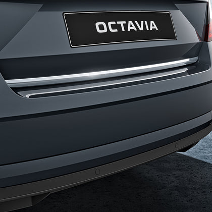 Protective tailgate trim for the OCTAVIA III